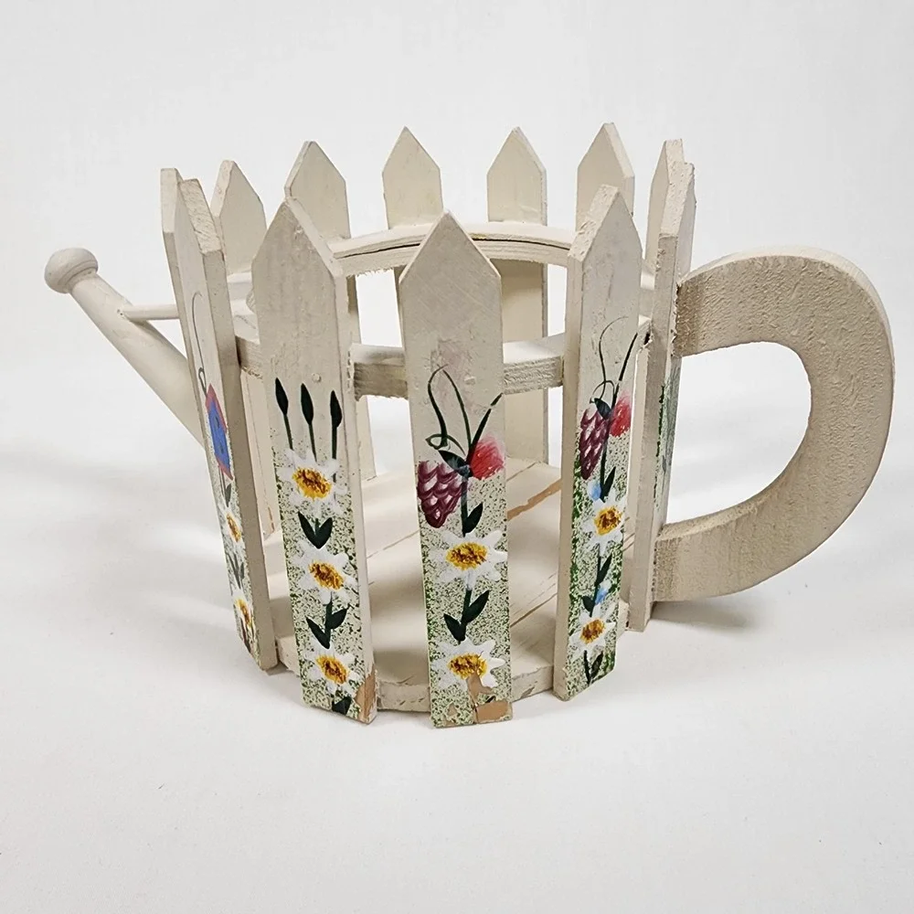 VINTAGE Home Interiors & Gifts White Picket Fence Floral Basket‎ Watering Can
